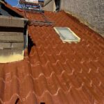 Μόνωση με αφρό πολυουρεθάνης επάνω σε λαμαρίνα